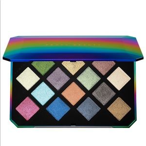 FENTY BEAUTY Galaxy Eyeshadow Palette